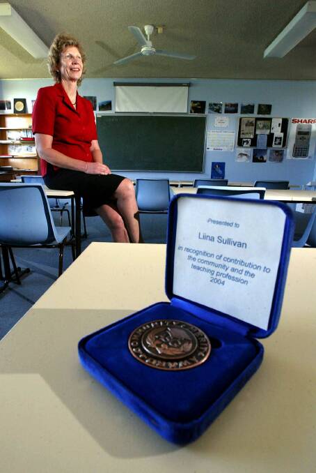 Illawarra Senior College teacher Liina Sullivan is the only teacher in the region to win a national award for excellence in 2004.