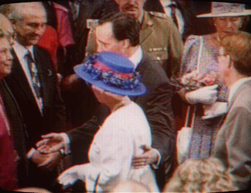In 1992 Paul Keating displaying a more relaxed approach to the monarchy.