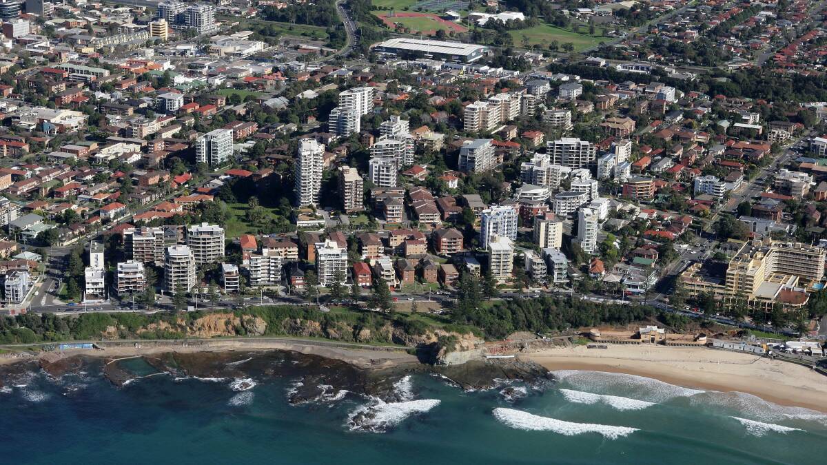 Aerial photo of Wollongong.