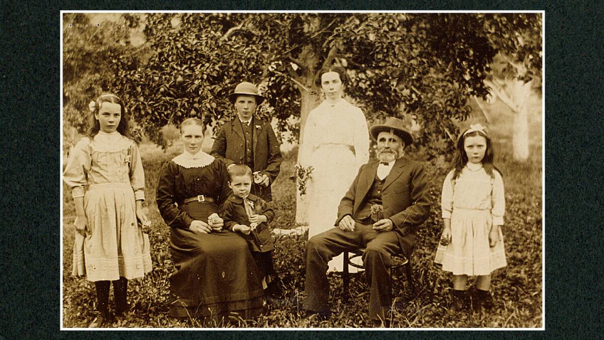 Rees family, c 1912. Standing, left to right, Elizabeth, Jane, Evan, Lloyd, Amelia, Edward Snr and Ann.