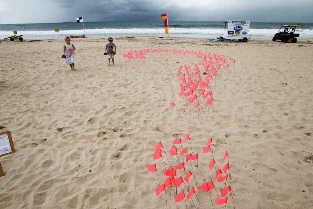 Beach art at the Thirroul Seaside and Arts Festival 2014. Picture: CHRISTOPHER CHAN