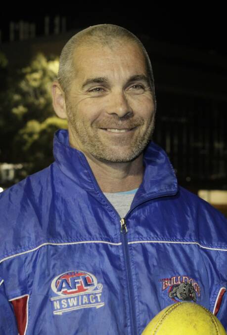 Challenge: Wollongong Bulldogs coach Lee Murray is expecting a tough clash against Wollongong Lions in Saturday's AFL South Coast Seniors clash at North Dalton Park.
