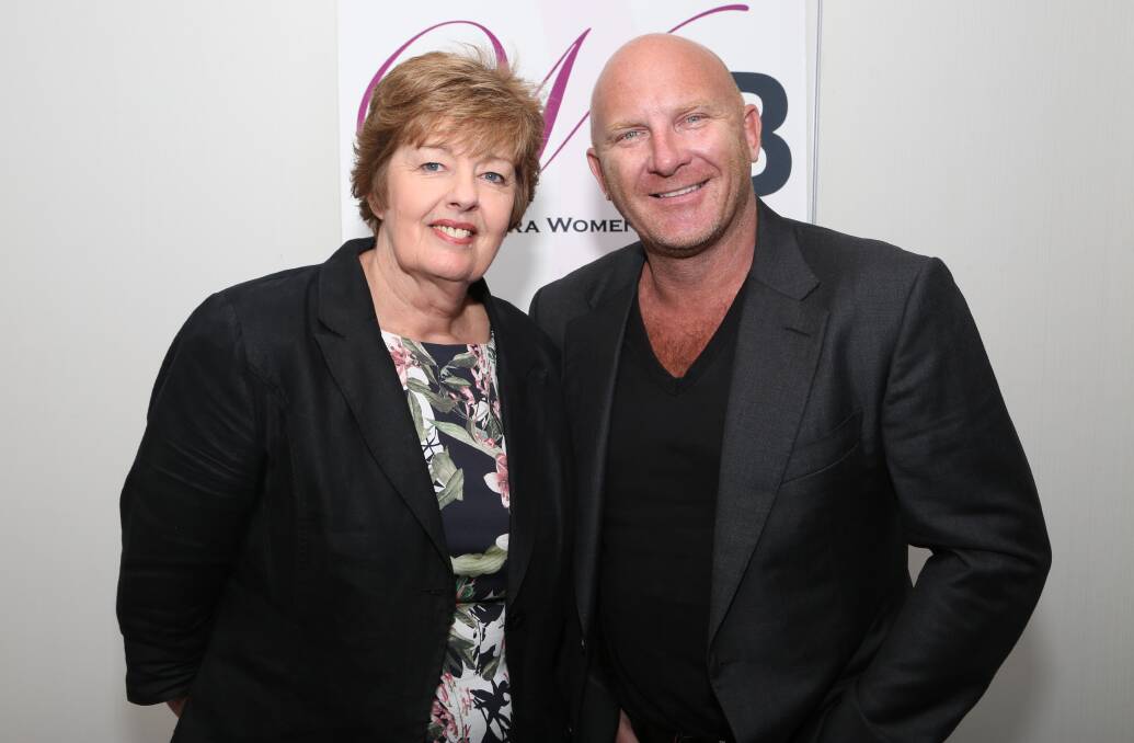 Celebrity chef talk: Illawarra Women in Business director Glenda Papac with Matt Moran at the Novotel Wollongong Northbeach. Picture: Greg Ellis.
