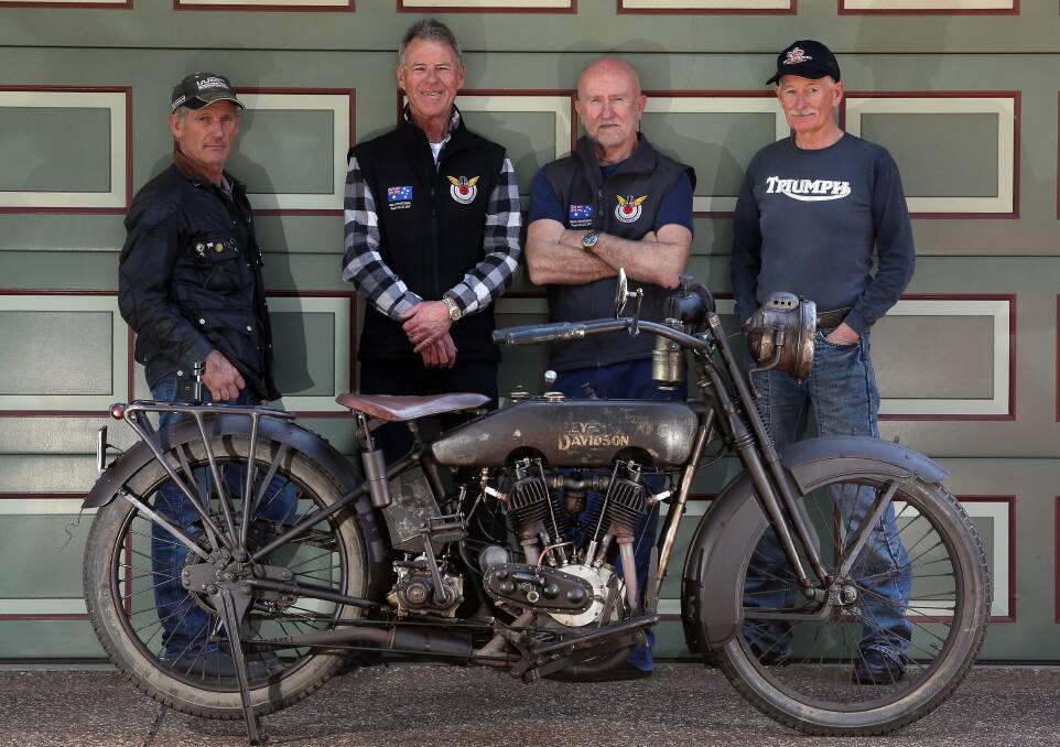 Ian Stevens, Tony Blain, Mick Johnson & Jim Cummins, with a 1923 Harley, get ready for the inaugural AMCA Australia Classic, Vintage & Antique Motorcycle Event.