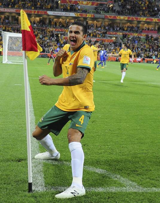 Let Timmy Cahill get it on in the Gong