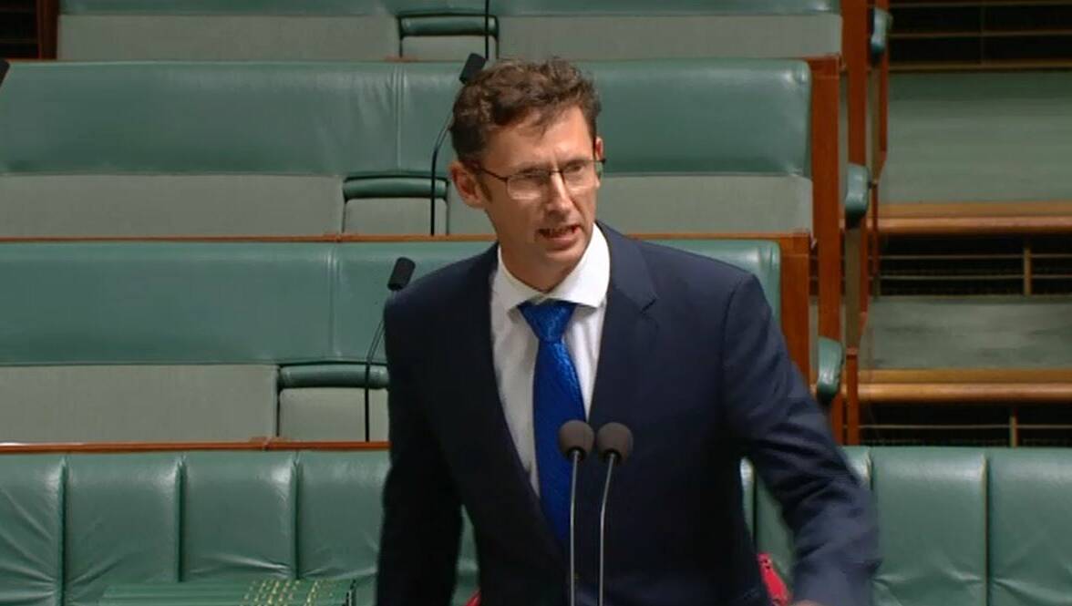 'AN UNMITIGATED DISASTER': Whitlam MP Stephen Jones uses federal parliament's first sitting day of 2017 to lash out at the Turnbull government's "robo-debt system".