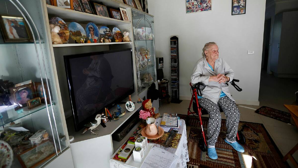 Wilhelmina Lee, aged 85 years, in her flood-soaked community housing unit in Tarrawanna on May 2, 2024. Picture by Anna Warr