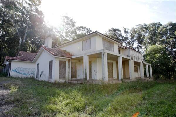 The unfinished mansion in Corrimal.