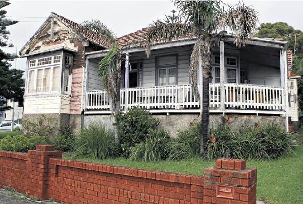 The Cliff Rd Spence family home, sought by developers 11 years ago, has fetched a record $5 million.