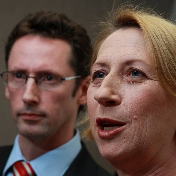 Illawarra MPs pledge support for Gillard