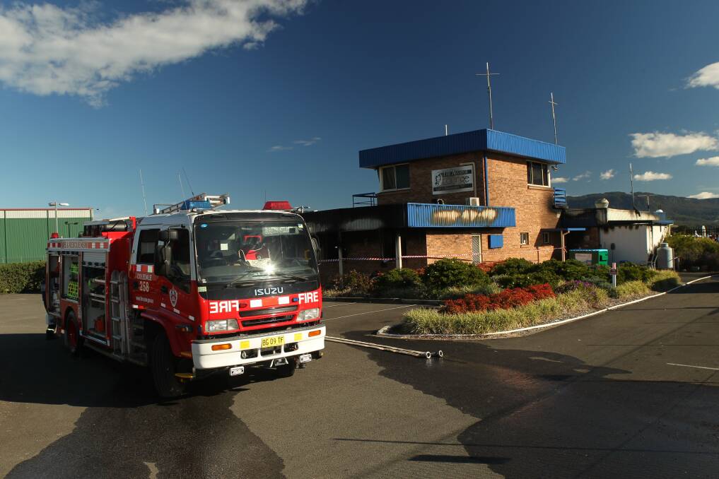 Wreckage: The Aviator Lounge at Albion Park Rail was destroyed by fire in the early hours of yesterday morning. Picture: GREG TOTMAN