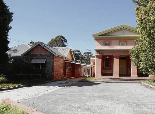 Aldi proposes to work around Woonona's old Bulli Court House and Police Station, which are heritage-listed buildings.