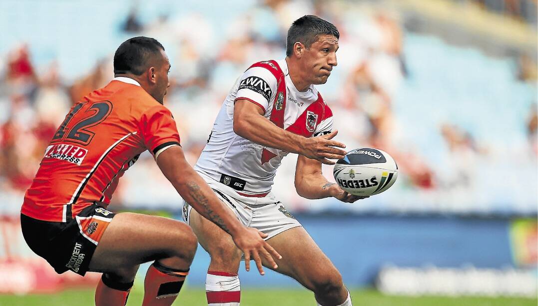 Gareth Widdop sets up another attack at ANZ Stadium yesterday. Picture: GETTY IMAGES