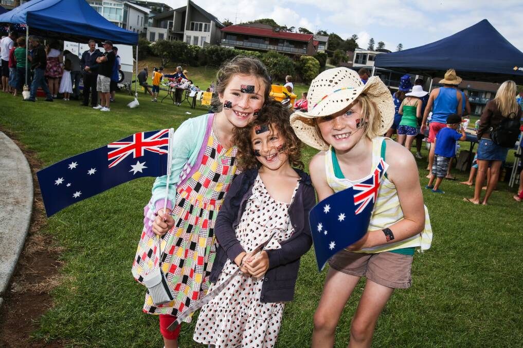 Olivia, Georgie and India in Gerringong. Picture: DYLAN ROBINSON