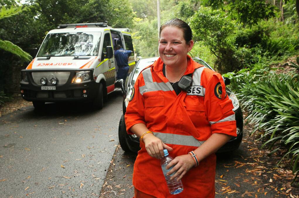 SES personnel near where Arno Badziong was found on the Gibson Track which branches off the Sublime Point track at Austinmer. Picture: KIRK GILMOUR