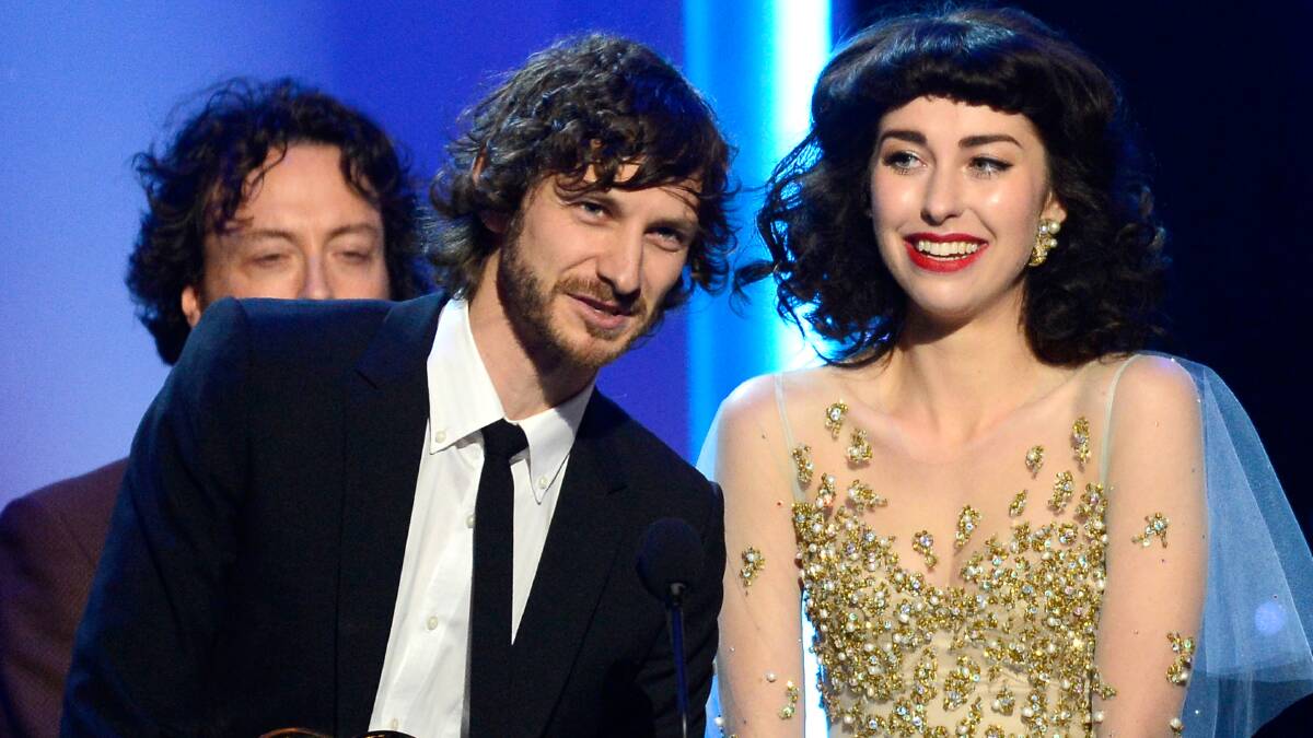 Goyte & Kimbra at the Grammy Awards.