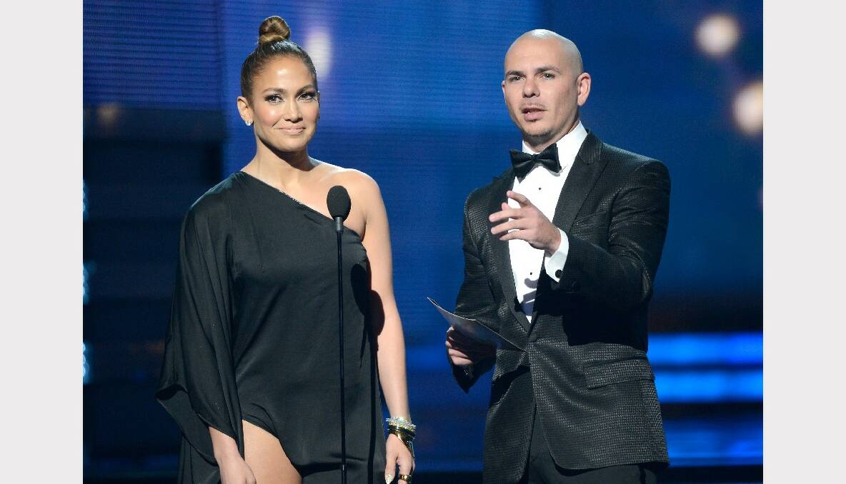 Singers Jennifer Lopez and Pitbull