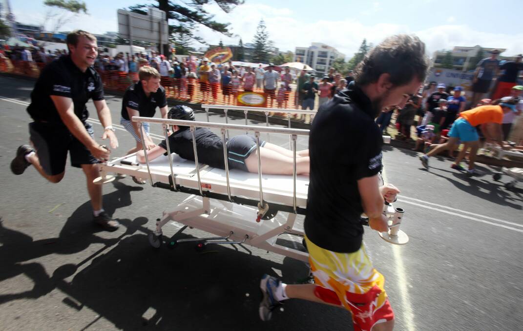 The UOW Mechanical Society in the Illawarra Rotaract Hospital Bed Run. Picture: ROBERT PEET