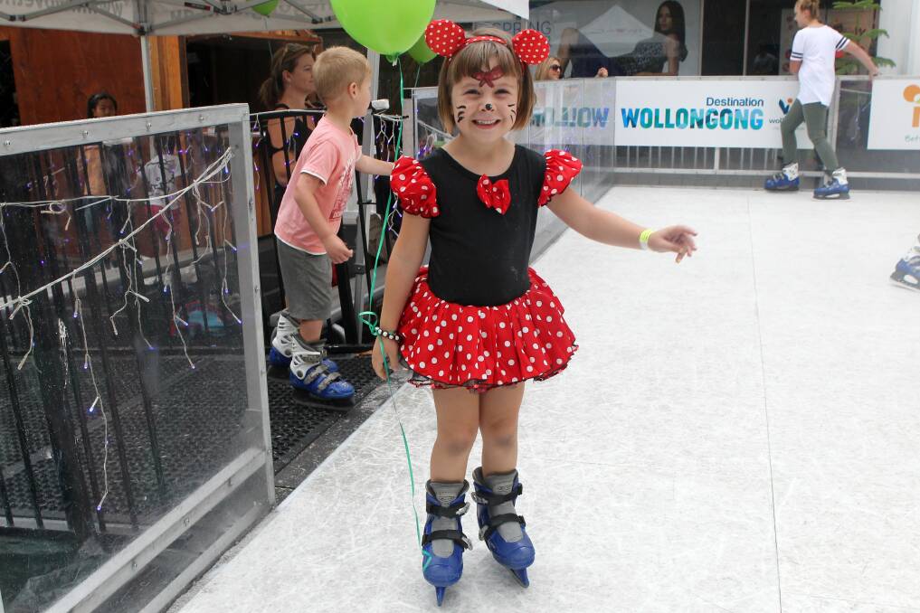 Four-year-old Lilly Mowbray, of Haywards Bay, dressed up as Minnie Mouse. Picture: GREG TOTMAN