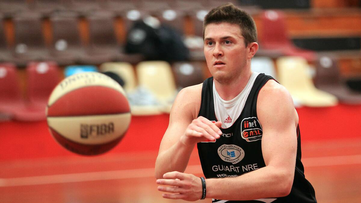 Hawks guard Rotnei Clarke is confident of overcoming a leg injury in time for this weekend's rematch with the Kings.