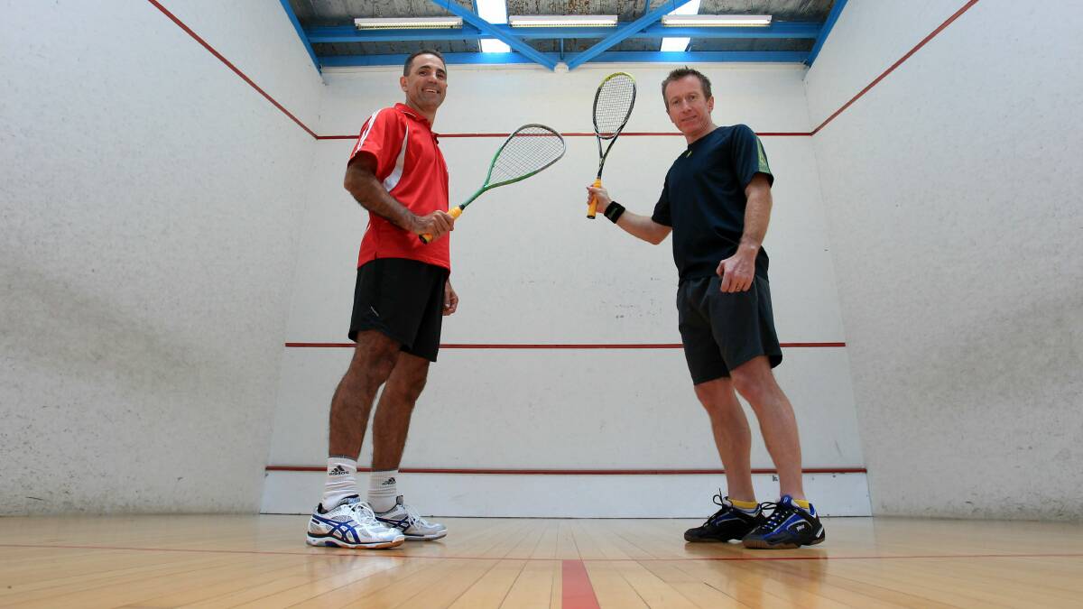 Lakeside Superoos skipper Mirco Main (left) and Lakeside Eagles' Troy Mountford are looking forward to the new season in Illawarra Premier League men's squash.Picture: ORLANDO CHIODO
