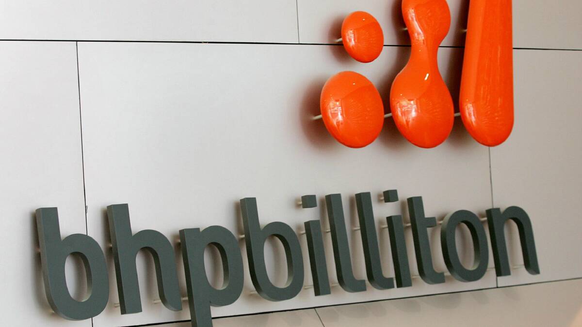 BHP Billiton has locked out striking miners for the second time in two weeks. 