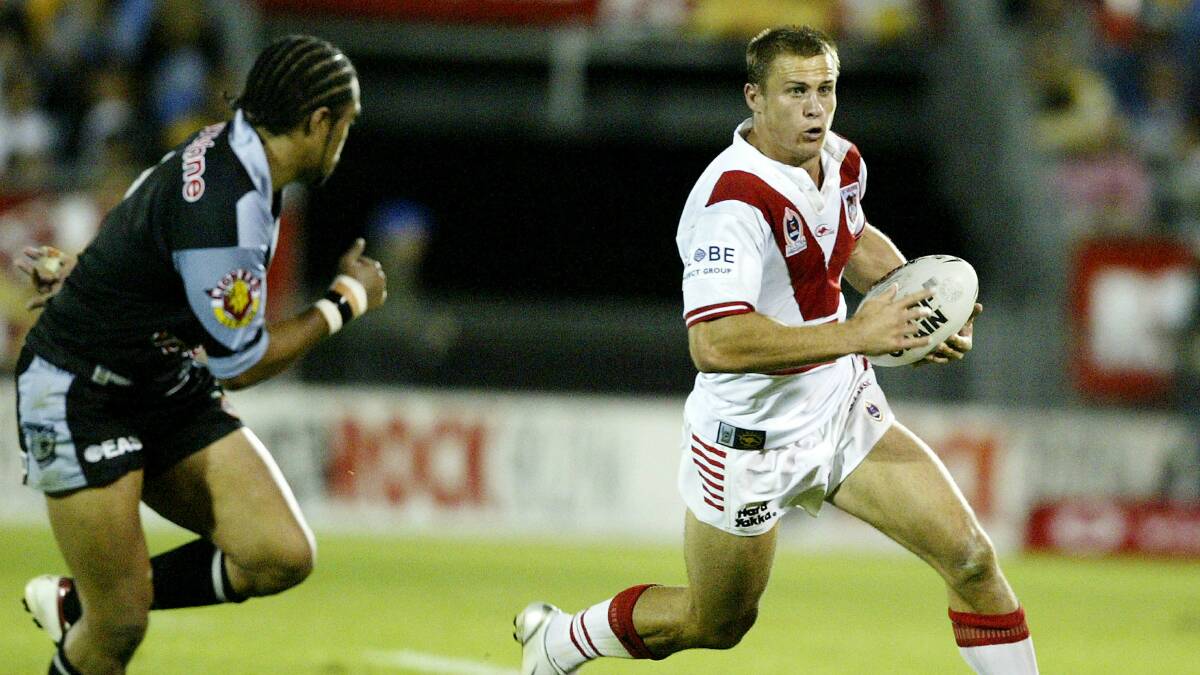 Matt Cooper in action against the Warriors in 2004. Picture: Getty Images