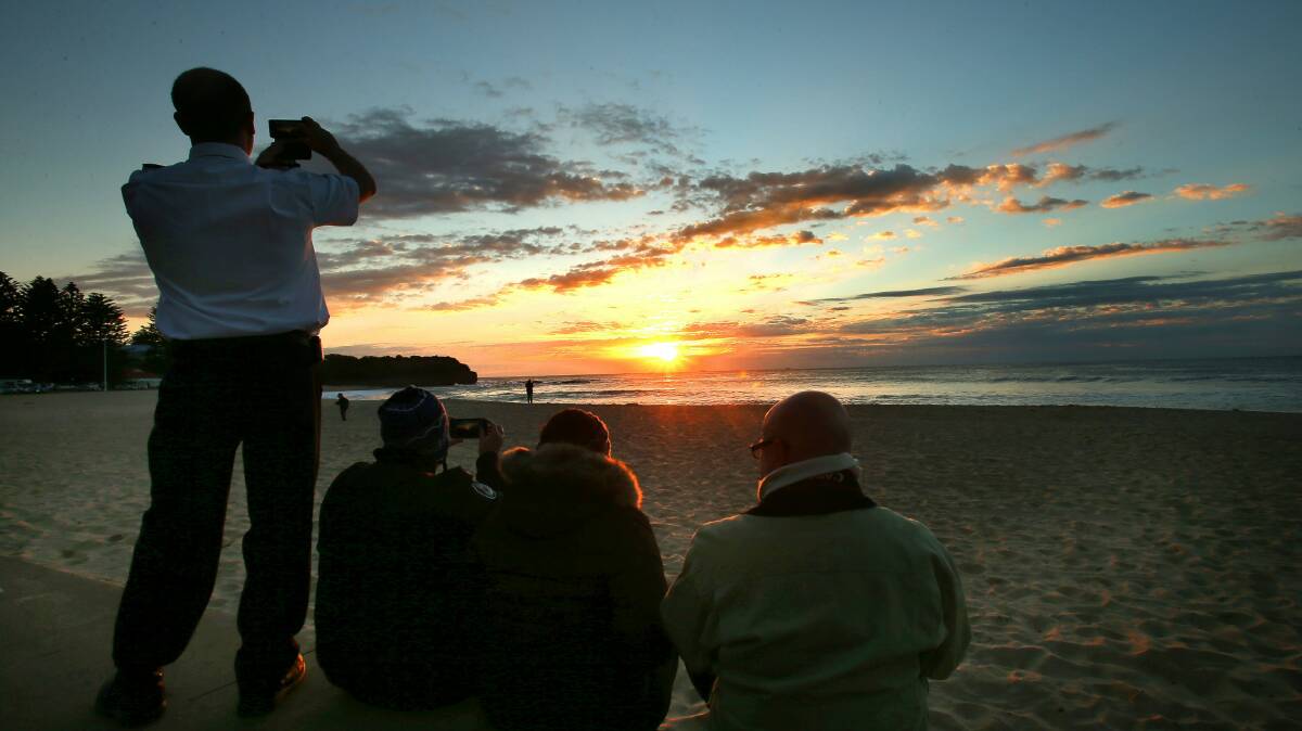 GALLERY: Anzac Day dawn service at Austinmer Beach