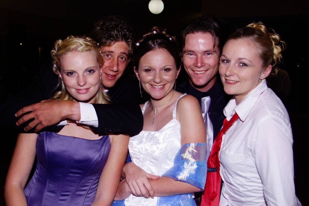 Lake Illawarra High, 2001: Kristy Howard, Neil Green, Belinda Paterson, Kane Gielisse and Kristie Paterson.