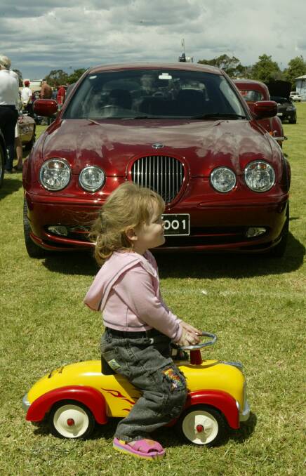 Kiralee, 6, takes on the Jaguars at Corrimal Rotary Club’s Monster Motor Show.