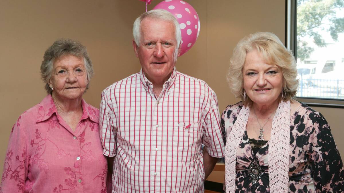 Margaret Edmunds, John Hindmarsh and Elizabeth Kingston at Russell Vale Golf Club.