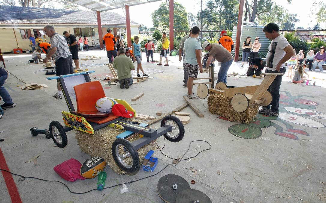 A billy cart build day at Oak Flats Public School.