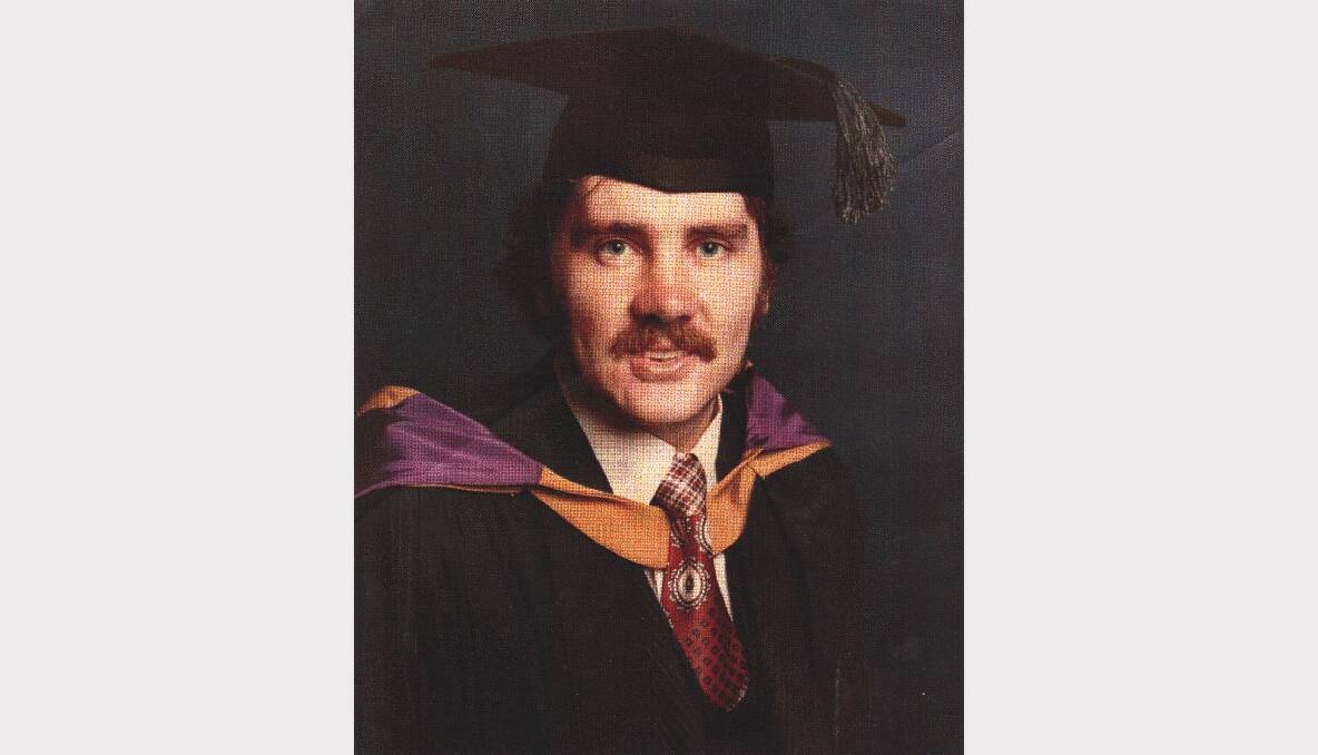 1977: Graduating with an MBBS and awarded the Keith Harris Prize in internal medicine.