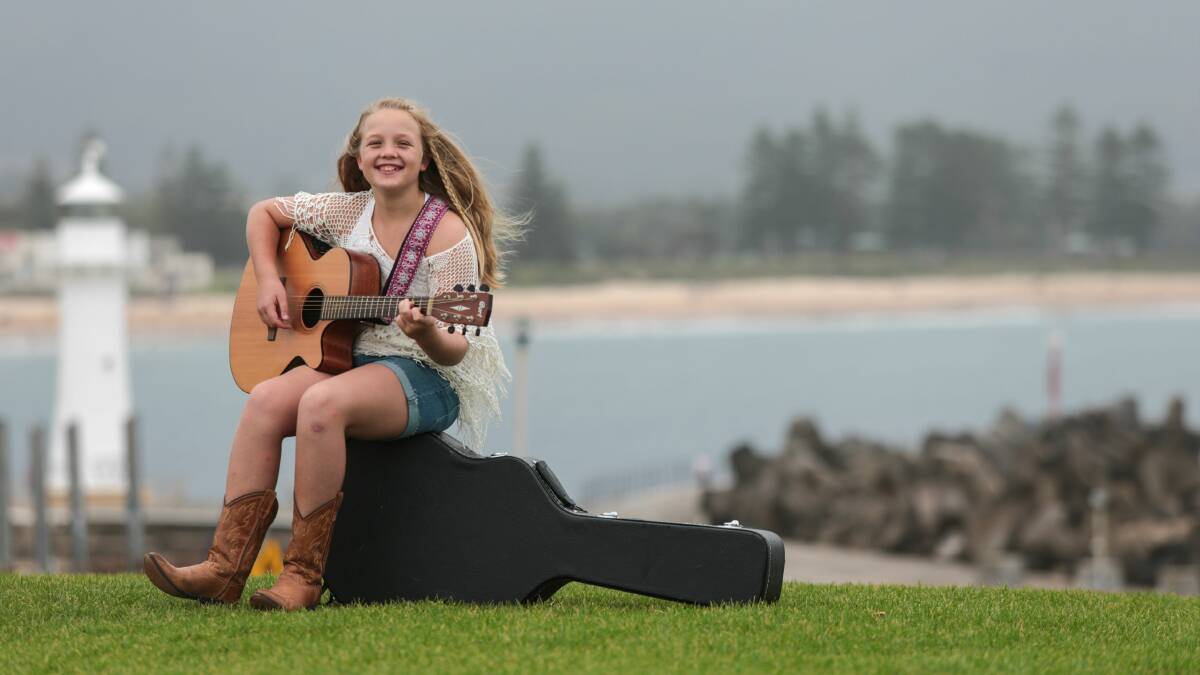Shalani Thomas, 11, will provide a musical accompaniment for the twilight market at Flagstaff Hill tonight. Picture: ADAM McLEAN