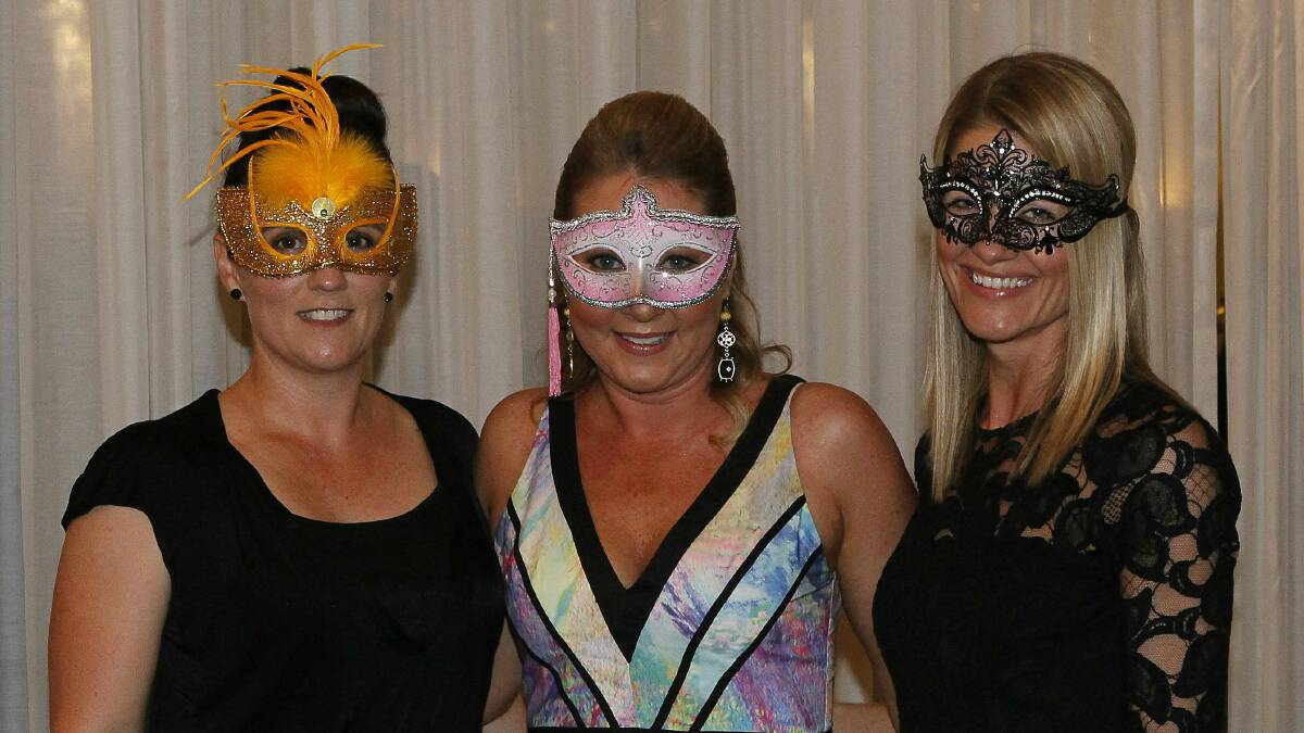 Jean Barnes, Mandy Trad and Catherine Riolo at Villa D’Oro.