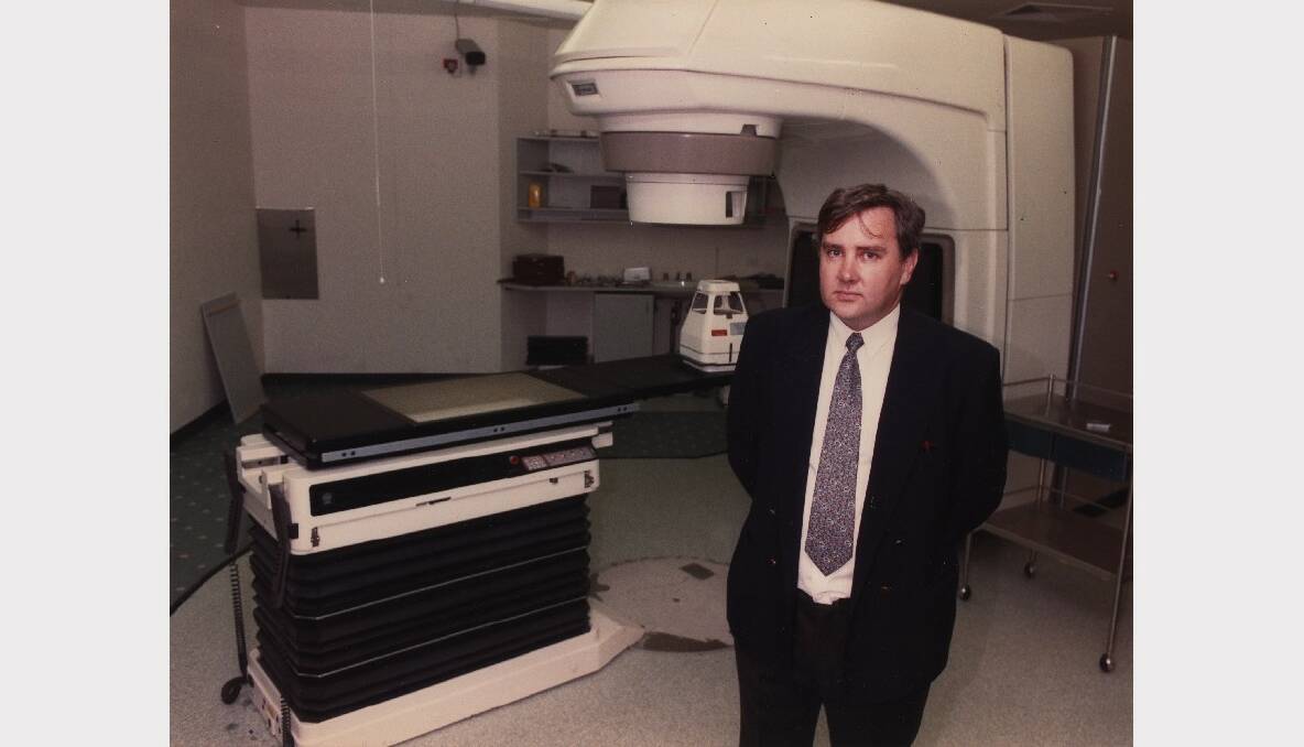 1991: With Wollongong Hospital’s new linear accelerator.