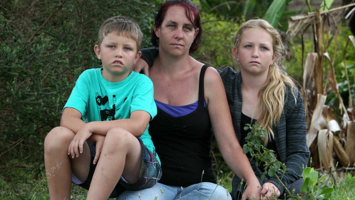 Kathryn Bullard, 30, with two of her three children, Lachlan, 8, and Jessica, 11. Picture: GREG TOTMAN