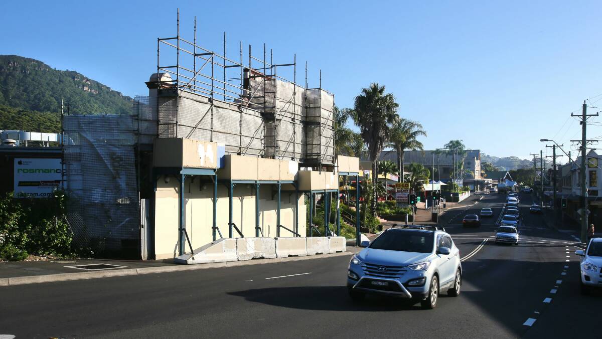 The Hargrave Drive wall has "worn out" its welcome and will be demolished. Picture: KIRK GILMOUR