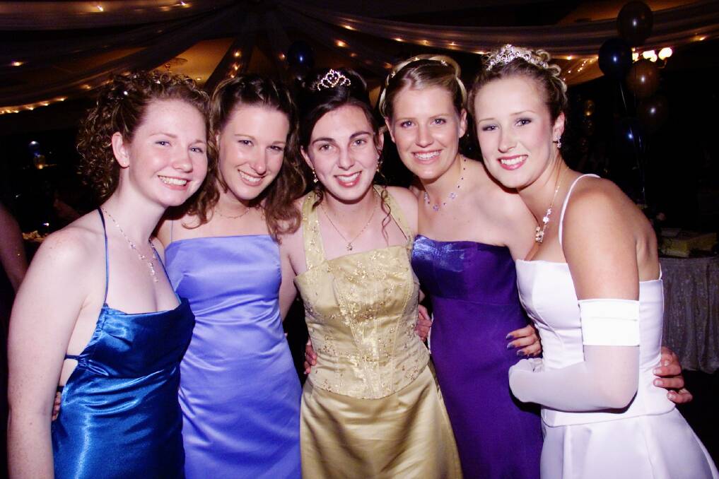 Wollongong High, 2001: Brenda Bennett, Lauren Kinloch, Lauren Grillo, Gillian Connor and Stacey Emerton.