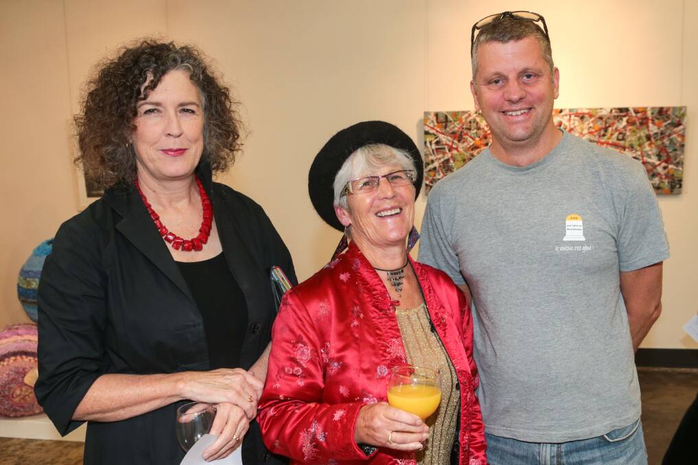 Kaye Stefanovic, Judy Bourke and Richard Lorenc at Project Contemporary Art.