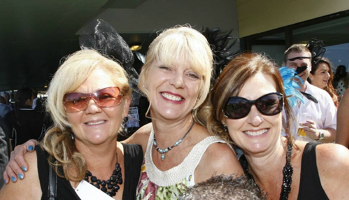 Gail Cady, Donna Cheney and Jodie Parsons at Kembla Grange.