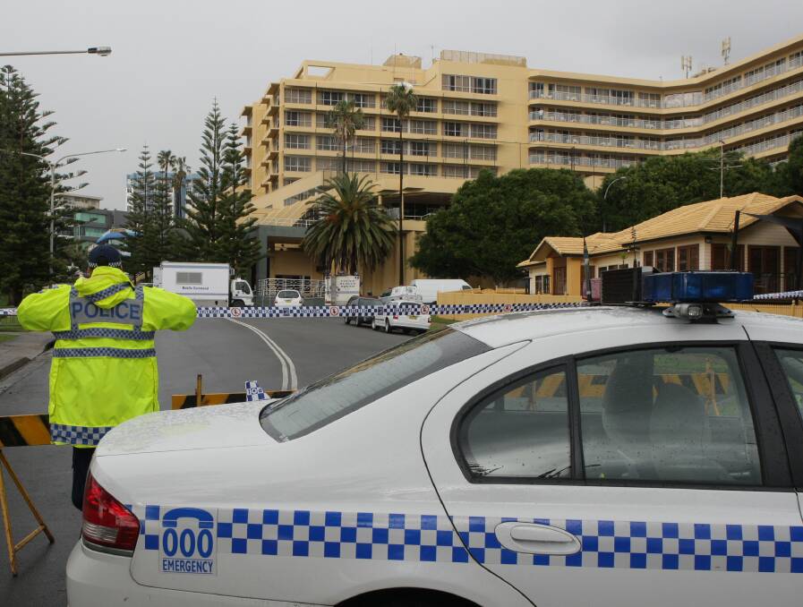 Police cordon off the area near Splashes nightclub in North Wollongong where a man was executed in September 2007.