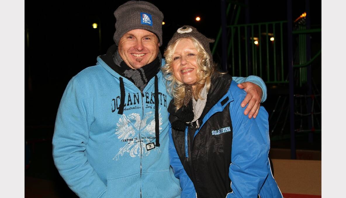 GALLERY: CEO sleepout smashes 2012 fund-raising total