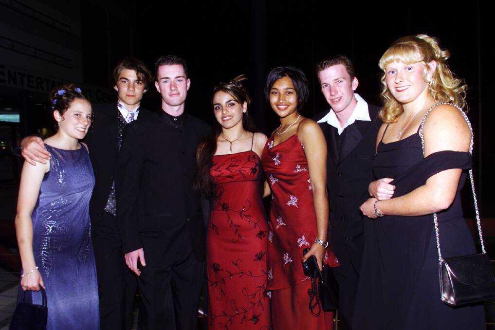 Smiths Hill High, 1999: Jenni Kreusser, Adam Bartlett, John Lackenby, Ferrah Sengul, Lavena Ramdutt, Scott Smith and Melanie Paterson.