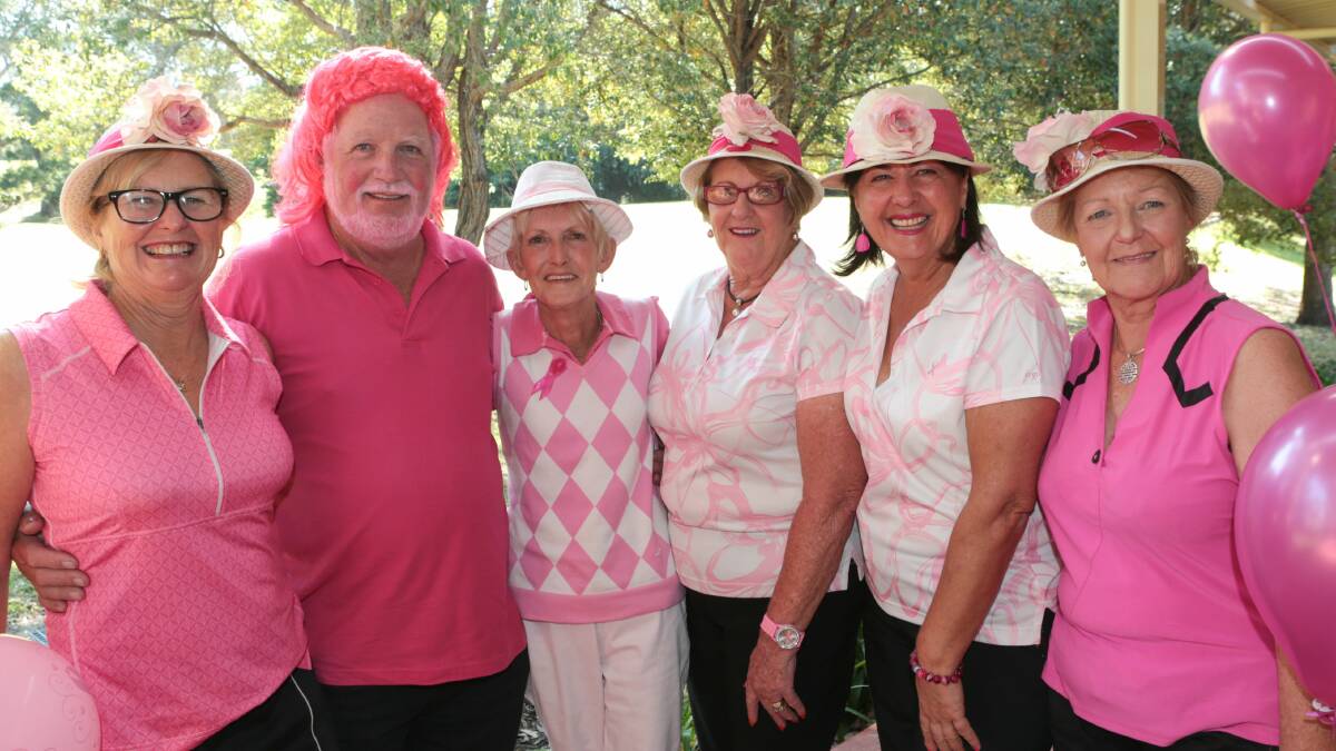 Lynette Robinson, Ian Morris, Pattie Moore, Bev Rood, Mary Lavery and Lyn Smart at Russell Vale Golf Club.