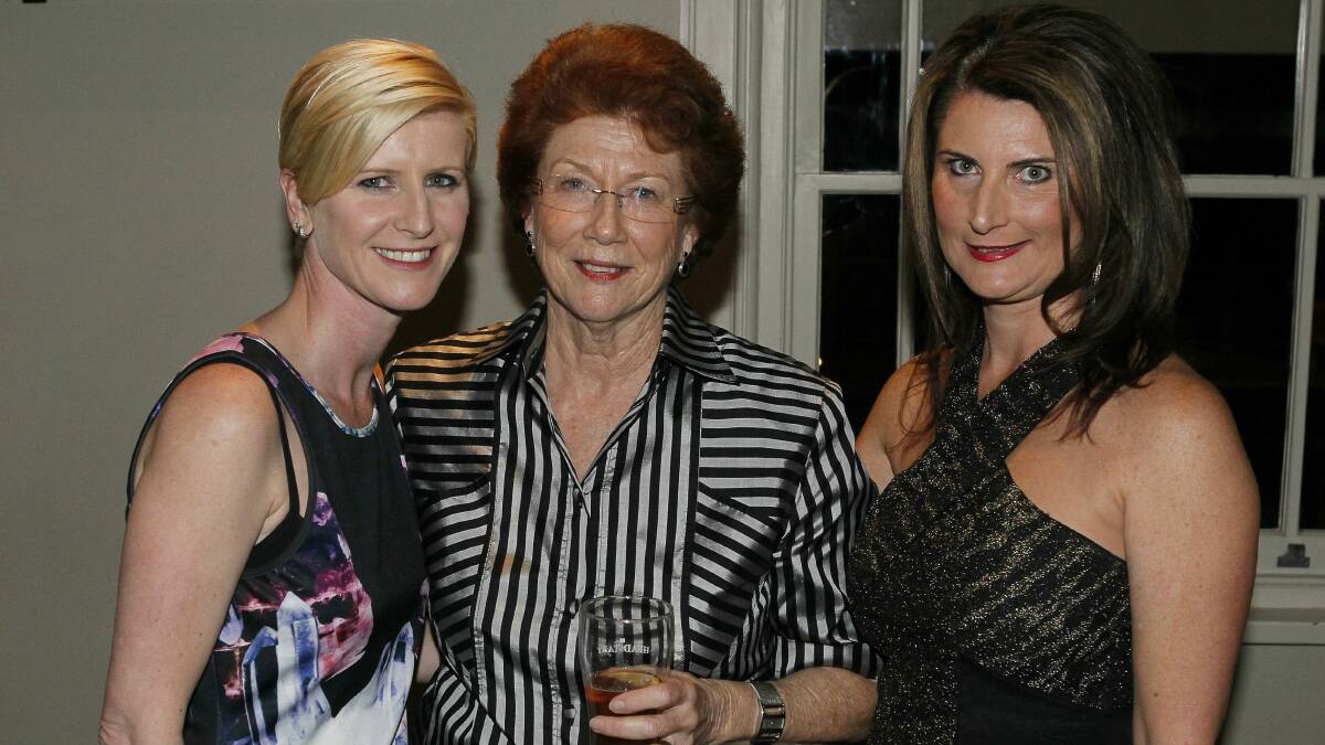 Dawn Gregory, Lynn Childs and Leonie Neser at North Gong Hotel.