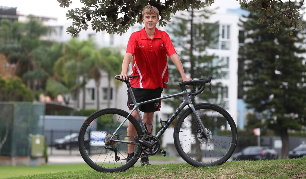 Shell Cove teen Jack Gibson is a rising star in Australian triathlon. Picture by Robert Peet