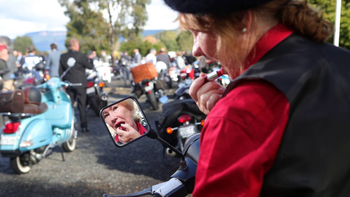 Dapper: Kerry Herbert of Shellharbour applying the final touches ahead of the ride. Picture: Sylvia Liber