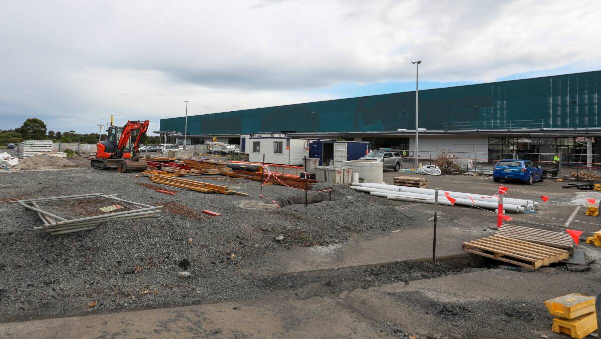 Construction work underway at the former Bunnings Warrawong. Picture by Adam McLean