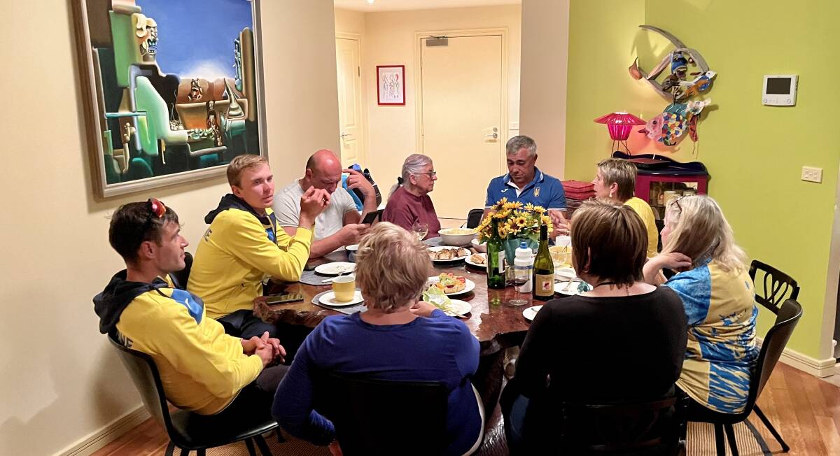 The Ukrainian team sits down to dinner with members of the Wollongong and Sydney Ukrainian community. Picture supplied
